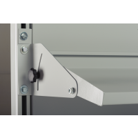 Stahlbl.Ablage 0-30°, 2000x210mm. Passend für...