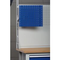 Schwenkarm mit Lochplatte 500 x 450 mm. Für Systeme mit Raster-Systemlochung