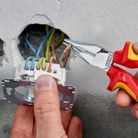 KNIPEX 08 26 145 T BK Spitz-Kombizange isoliert mit Mehrkomponenten-Hüllen, VDE-geprüft; mit integrierter isolierter Befestigungsöse zum Anbringen einer Absturzsicherung verchromt 145 mm (SB-Karte/Blister)