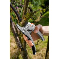 GARDENA Comfort SmartCut Gartenschere 2