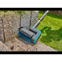 GARDENA Medium AquaBrush Walzenbürste für Terrasse