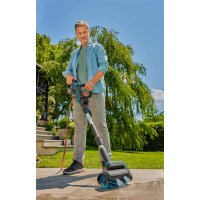 GARDENA Medium AquaBrush Walzenbürste für Terrasse