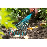 GARDENA combisystem Kleiner Laubrechen 3