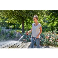GARDENA Comfort Multi-Reinigungsspritze, wassersparende Spritze, UV- und Frostschutz